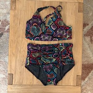Torrid Wireless Shine Triangle Bikini Set, Multicolour Snake Print, 2X
